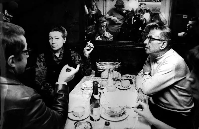 La sinistra contro Montanelli dimentica il manifesto di Sartre sulla pedofilia