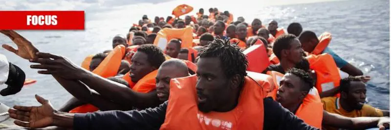 I migranti sulle rotte del Covid: così rischiamo di importare (di nuovo) il virus