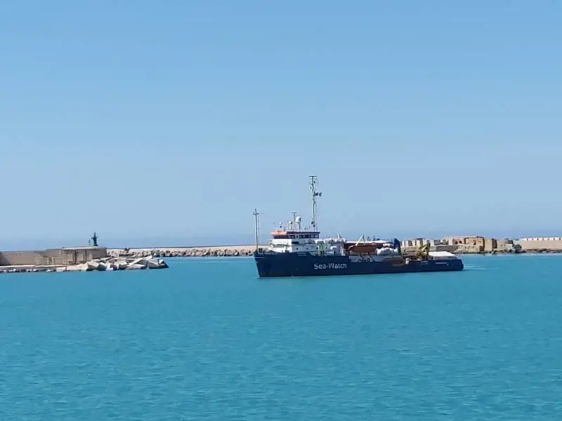 Un focolaio sulla Moby Zaza Da Sea Watch 28 contagiati