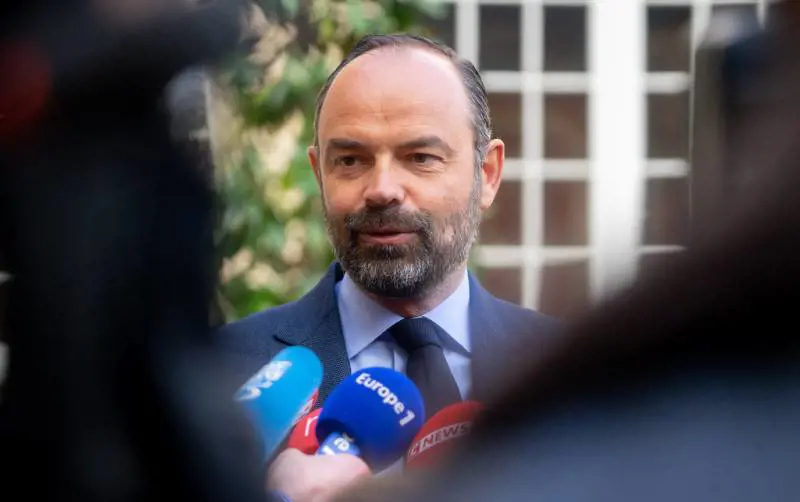 "Una legge per organizzare gli islamici". E la sinistra fa scattare la bufera in Francia