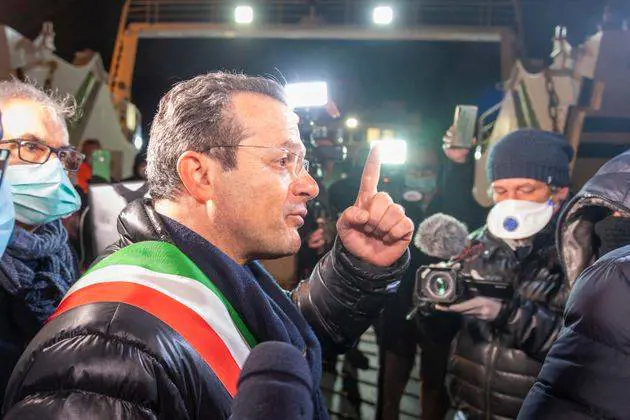 Ira De Luca su Bonafede "Ora vuole processarmi"