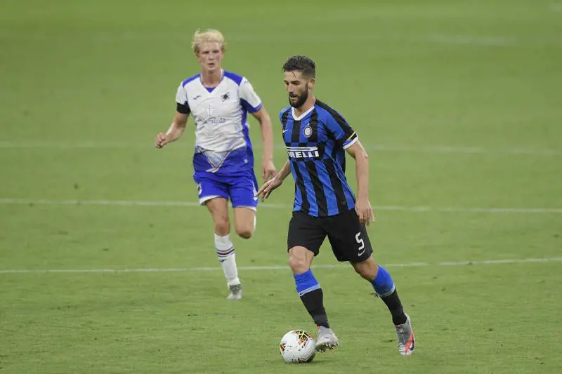 Il derby del coronavirus Inter quattro, Milan due. E ora c'è chi parla di bolla