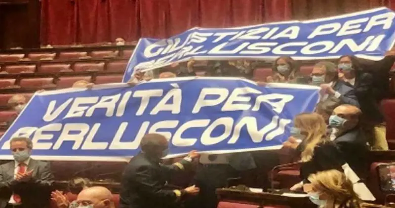 Le carte del golpe e il silenzio dei complici