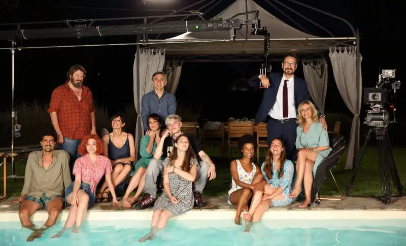 "È per il tuo bene", ottimo cast e puro disimpegno