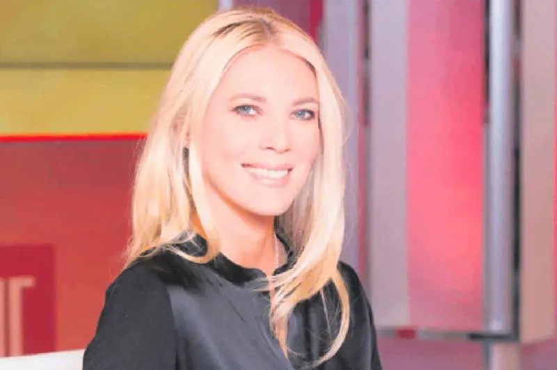 Torna Eleonora Daniele e Storie Italiane. Ma la piccola Carlotta resta a casa