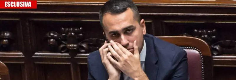 Di Maio e Crimi trovano la scialuppa di salvataggio per Conte