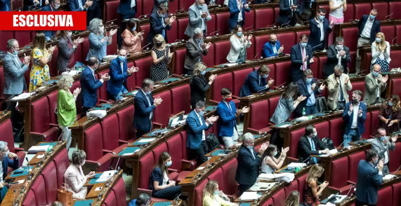 "Il Parlamento non faccia come Schettino"