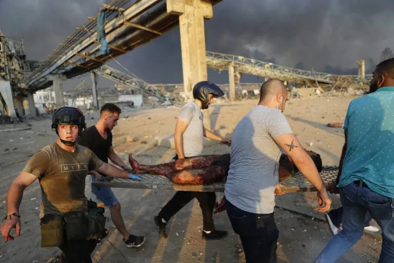 Libano, l'inferno di Beirut. ​Un incendio o un attentato?