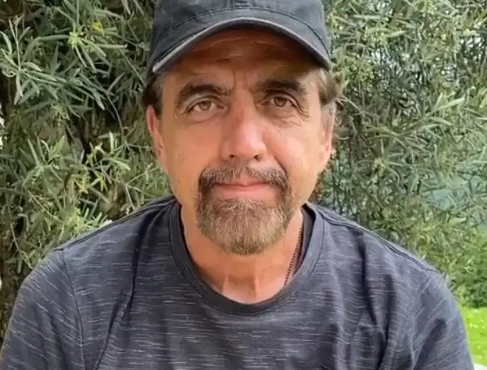 Lutto per Valerio Staffelli, morto il padre: "Il mio 'Come la va' è nato da lui" 