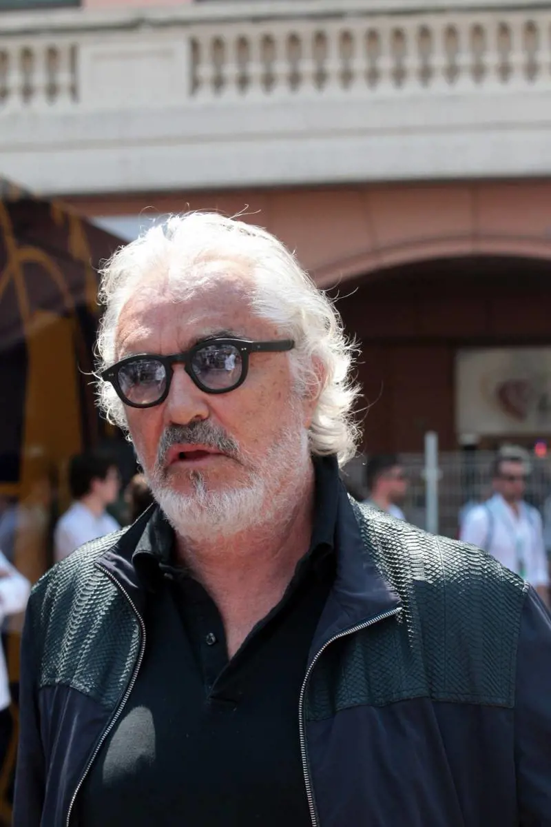 Briatore esce dall'ospedale. Da domani in isolamento domiciliare