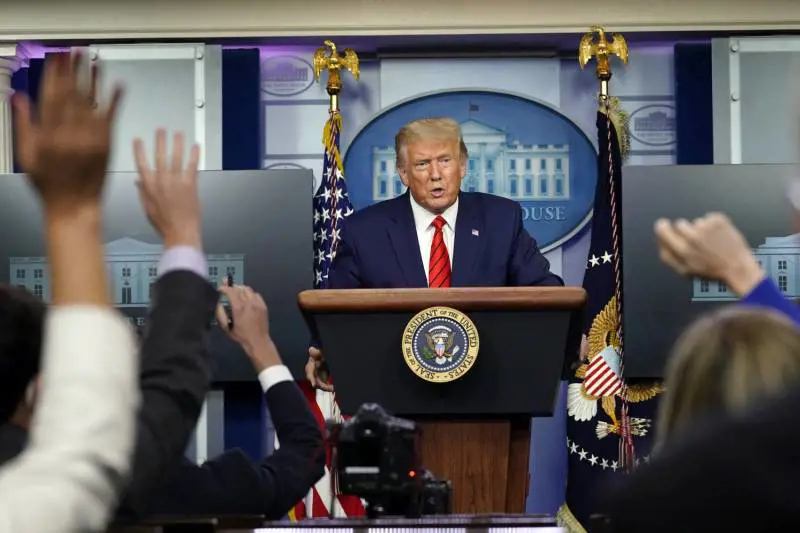 A vincere sarà Trump, lo dice Facebook