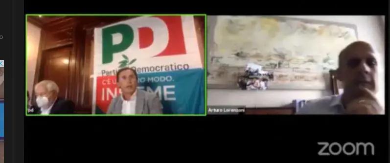 Malore in diretta Facebook: Lorenzoni sviene durante conferenza
