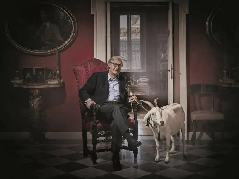 Sgarbi e quel sondaggio per la "presa" di Roma: "Sfido Bertolaso e Calenda"
