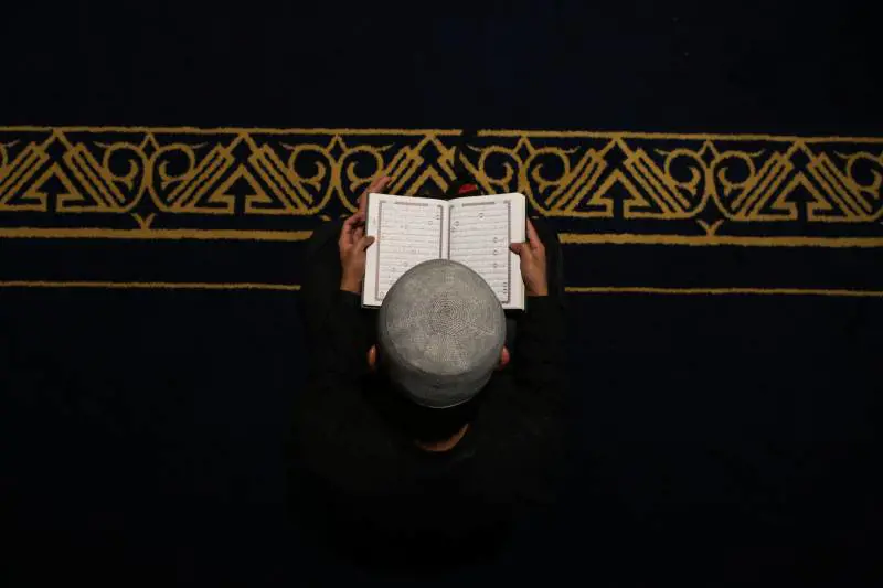 Pakistan, cristiano rifiuta pressioni del suo capo per aderire all'islam: condannato a morte per blasfemia