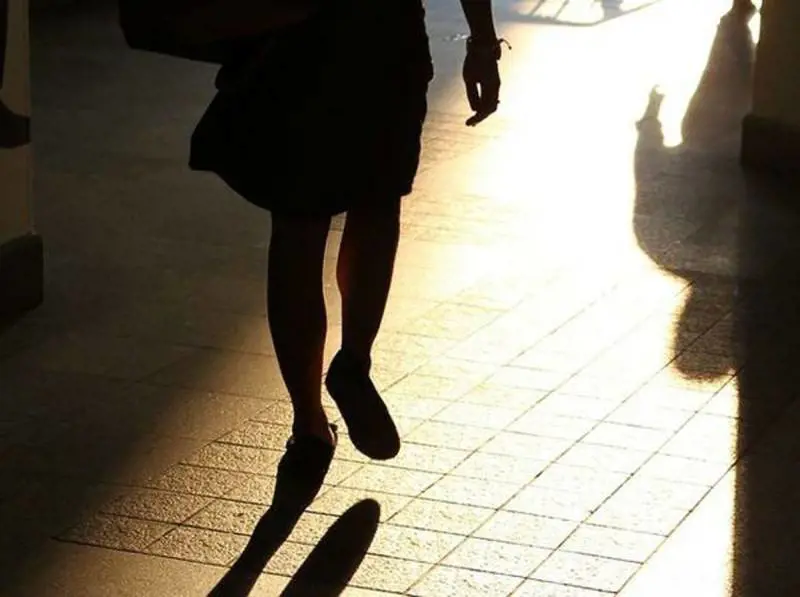 100mila messaggi, pedinamenti e appostamenti: "Sarai mia moglie", l'incubo dello stalker egiziano
