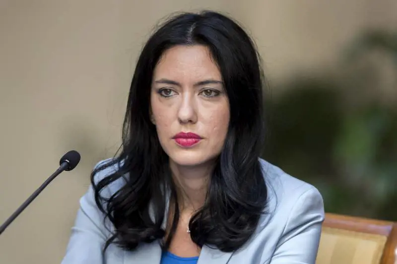 Il centrodestra boccia Azzolina. Ora anche Fi vuole sfiduciarla
