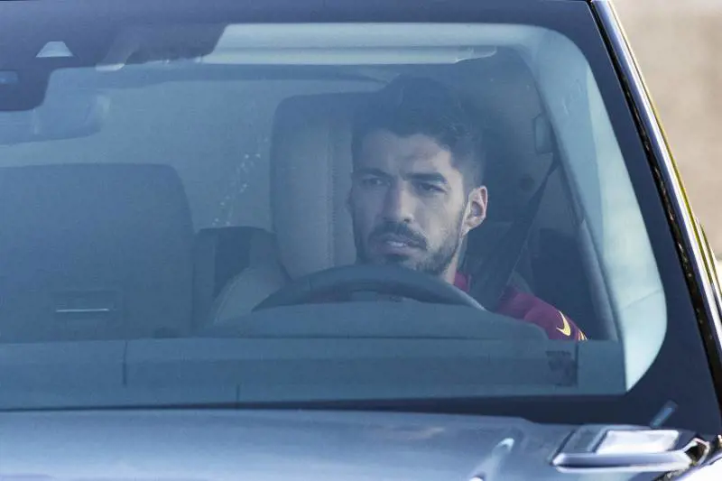 Un colpo di scena sul mercato: Dzeko alla Juventus. E Suarez...