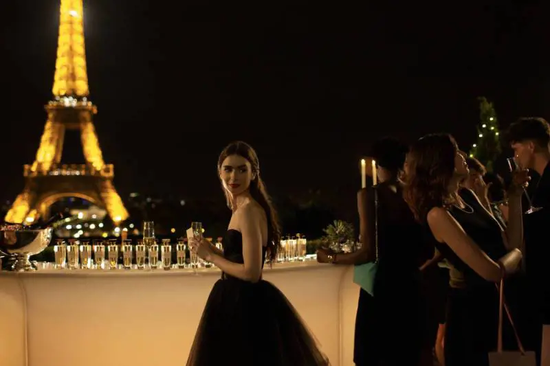 L’erede di Sex & The City? A trovarlo ci pensa Netflix con Emily in Paris