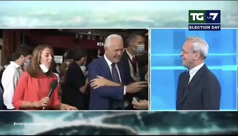 "Enrico, ma dove sei...?". E Giani "molla" Mentana