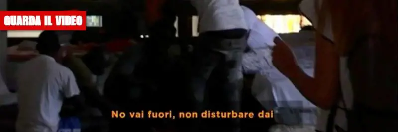 "Io, cacciata via dai migranti della chiesa di don Biancalani"