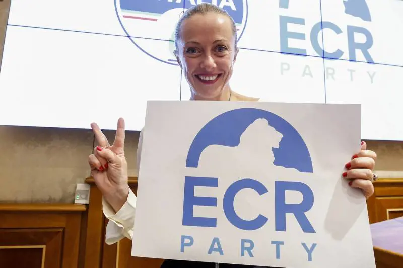 I sovranisti riscoprono l'Europa. Meloni mette all'angolo Salvini