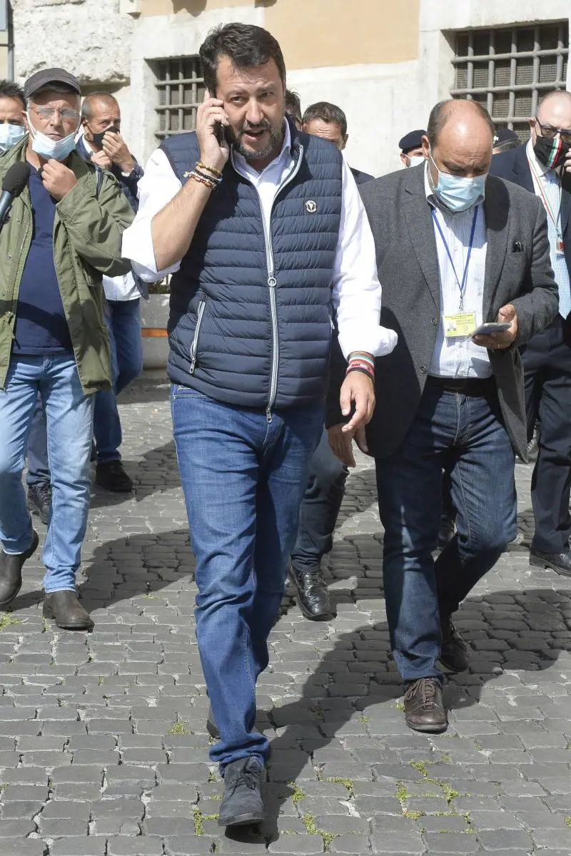 Dal Pd agli antagonisti, in piazza gli anti-Salvini Catania città blindata