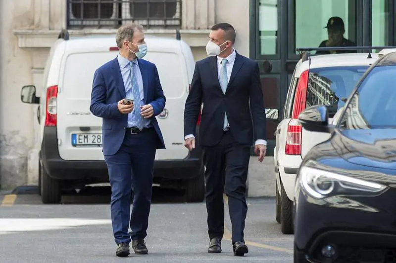 Il ricatto di Casaleggio ai 5S. Perché ora può saltare tutto