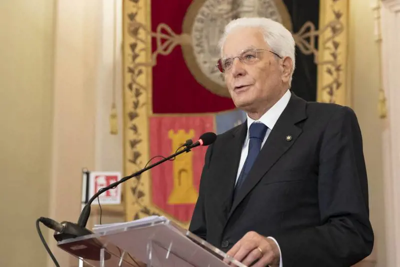 Il discorso che unisce l'Italia e il Palazzo "Sono parole sante"