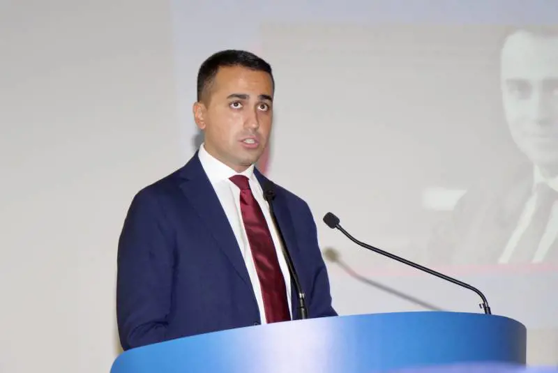Di Maio rinnega il "grillismo": "Gilet gialli? Una leggerezza..."