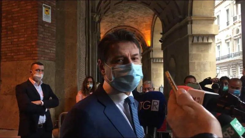 "Cancella i commenti negativi". Fdi ora smaschera il governo 
