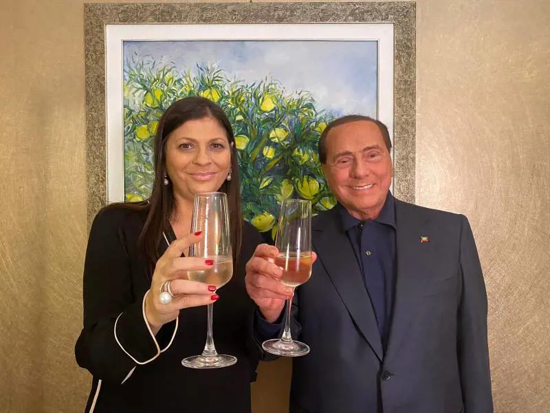 Berlusconi ricorda Jole Santelli: "Rappresentava la speranza del riscatto della sua terra"