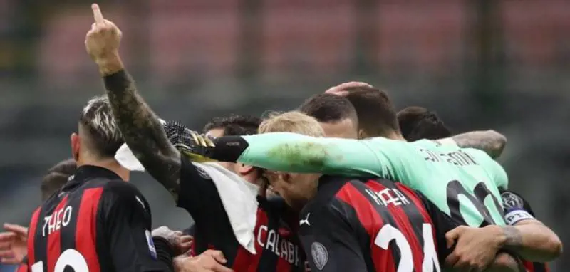 Un gesto fa scoppiare la bufera Cosa è successo dopo il derby