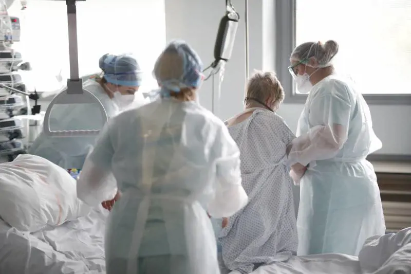 Con l'emergenza Covid le negano la mammografia: donna umbra chiama i carabinieri 