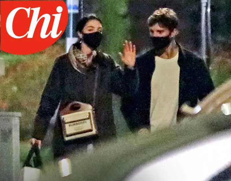 Stefano De Martino beccato con la nuova fiamma (l'ex di Ghali)