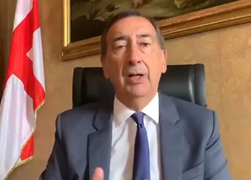 Sala sotto attacco per i buoni Amazon regalati da A2A