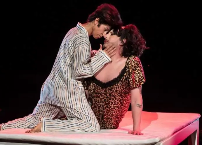 "Montami come Todaro con Elisa", Costantino Della Gherardesca fa il verso alla Isoardi