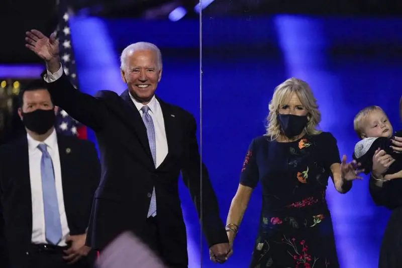 Da Melania a Jill. La crocerossina al posto del glam