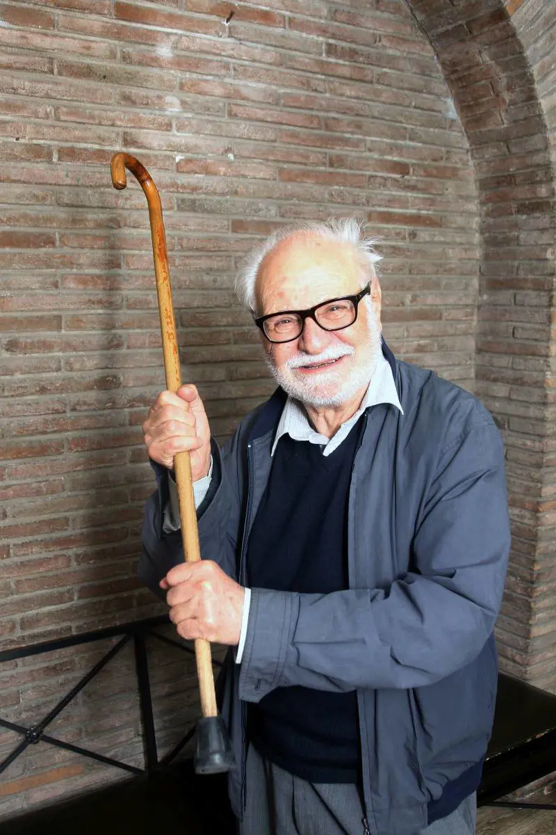 Militante, anarchico, libero. Fofi, il disobbediente rosso
