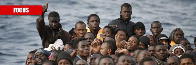 Tutte le ambiguità di Conte che lascia i porti aperti