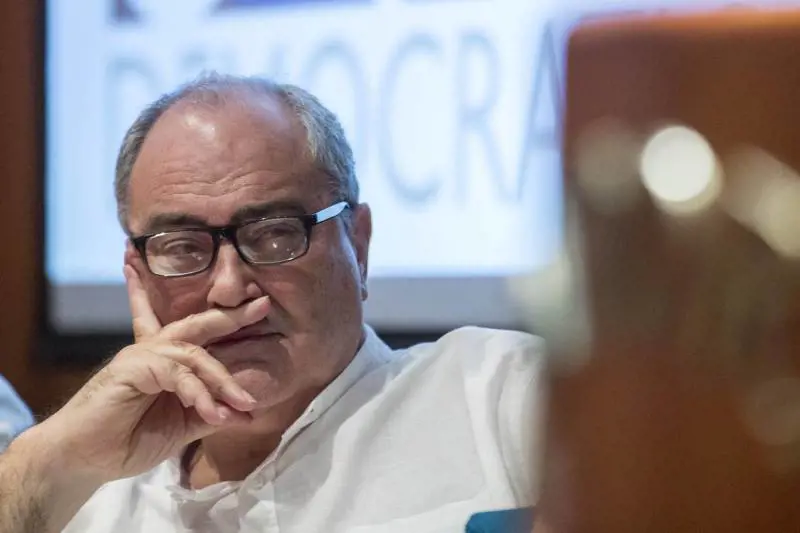 Bettini, il teorico dei giallorossi apre a Forza Italia. I grillini tentati: dobbiamo durare, abbiamo il mutuo