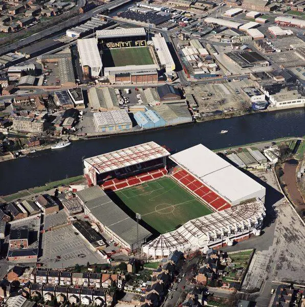 Quartiere stadio, la via inglese che può aiutare San Siro