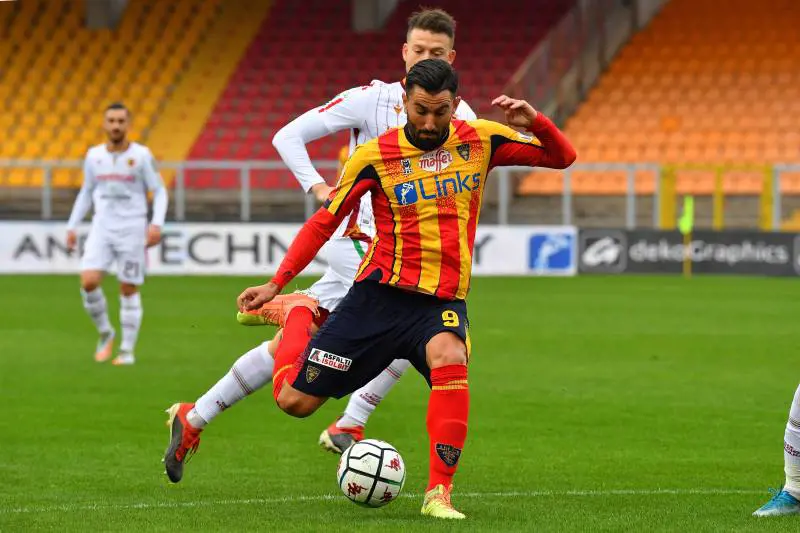 Lecce a valanga 7-1 con la Reggiana. Monza pari a Pordenone