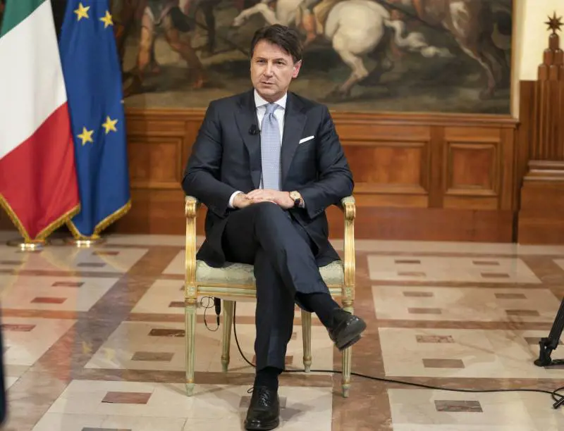 Il vaccino, Renzi e il Pd. Il piano per far fuori Conte