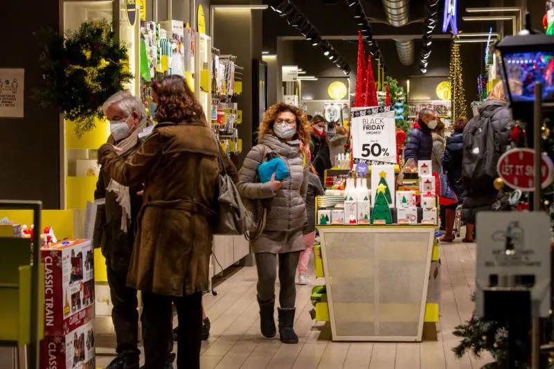 "A Natale senso civico e responsabilità. Non possiamo rischiare"