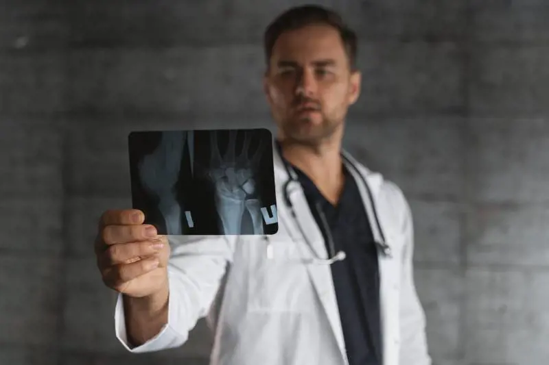 Osteoporosi, cure inadeguate nell'80% dei casi
