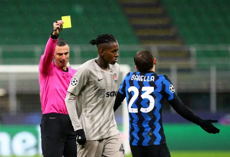 Il calcio stravolto: cambia la "regola delle regole". Tutte le novità nelle Coppe