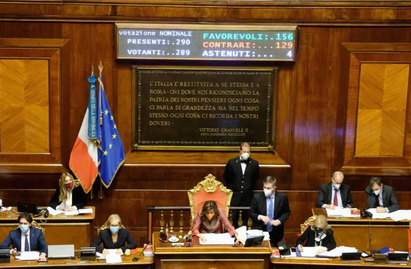 La giravolta dei grillini: approvano compatti il Mes che detestavano