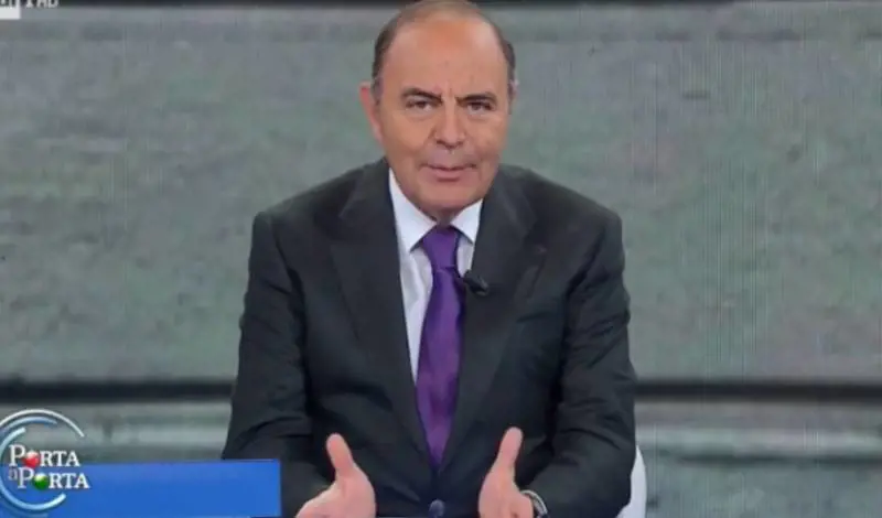Sanremo sfora e Porta a Porta va in onda tardi. Bruno Vespa sbotta