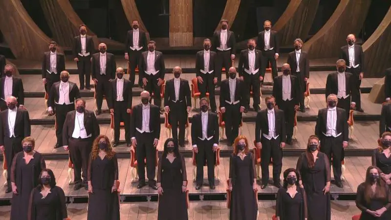 "Va, pensiero" in maschera. E il coro diventa un simbolo