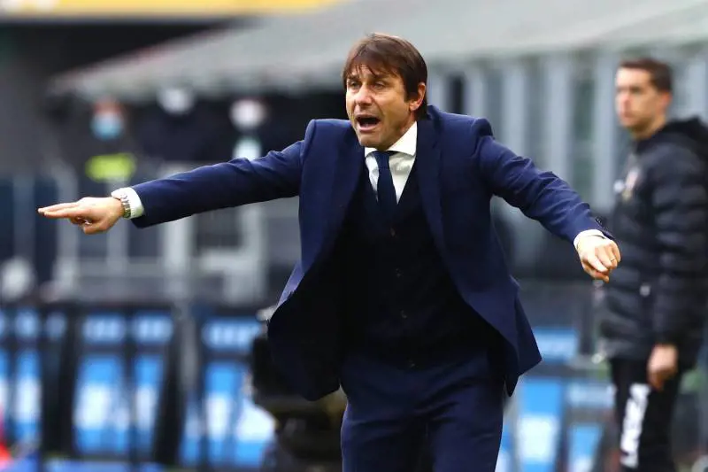 L'Inter "perfetta" di Conte va oltre se stessa per sognare